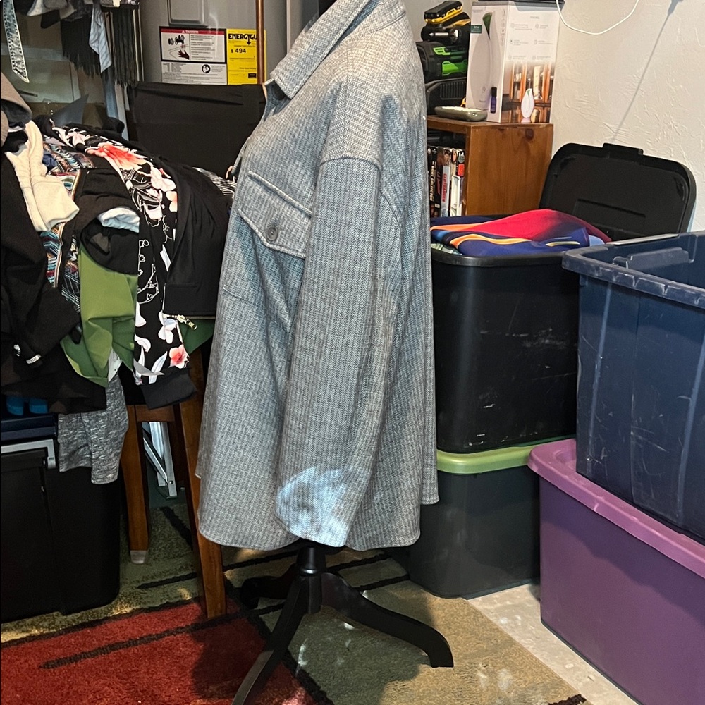 Women’s Gray Button-Up Jacket - Picture 2 of 3